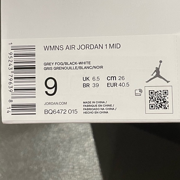 ❌SOLD❌ BRAND NEW WOMENS AIR JORDAN 1 MID - GREY FOG Popular Women's Sneaker - Picture 8 of 8